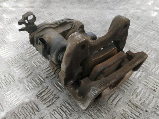 Bremssattel rechts hinten Mercedes-Benz CLA Coupe (C117) 41943 Bild Bremssattel rechts hinten Mercedes-Benz CLA Coupe (C117) 41943