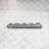 Schweller Halter vorne rechts