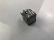 Relais für Kraftstoffpumpe VW Passat B5 (3B2) 191906383C