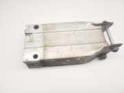 Halter für Pralldämpfer Mercedes-Benz C-Klasse (W204) A2046200995