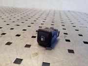 Schalter zum Öffnen des Kraftstofftanks VW GOLF IV Variant (1J5) 1.9 TDI 3B0959833A