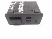 Zusätzliche Music Player-Anschlüsse MAZDA 2 (DL, DJ) 1.5 D09H-669U0B