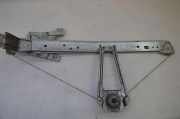 Türfensterheber hinten links MERCEDES-BENZ A (W168) A 170 CDI (168.009, 168.109) A1687300946