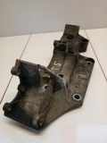 Lagerung für Generator VW Transporter T5 Kasten () 045903143F
