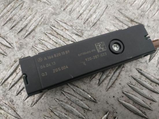 Antennenverstärker Mercedes-Benz CLA Coupe (C117) A1668201089 Bild Antennenverstärker Mercedes-Benz CLA Coupe (C117) A1668201089