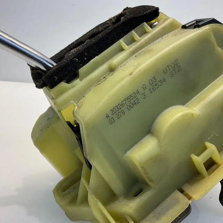 Gangschaltmechanismus MERCEDES-BENZ C (W203) C 220 CDI (203.006) 2032675524 A2032675524