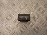 USB PEUGEOT 5008 II (MC, MJ, MR, M4) 1.2 THP (MRHNYH, MRHNYW, MRHNSJ, MRHNSU, MRHNSM) 9827093777 685324466