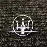 Emblem Maserati Ghibli III () 670005448