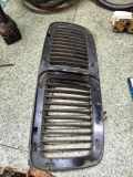 Gitter Grill vorne links BMW 7 (E32) 735 i,iL 55293