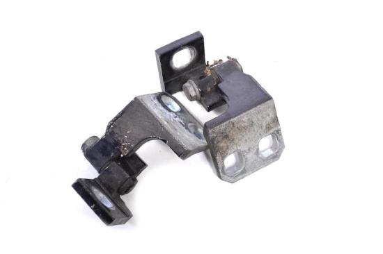 Türscharnier vorne rechts Bild Türscharnier vorne rechts