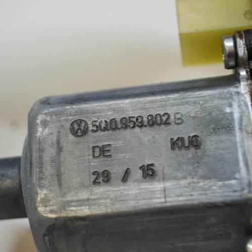 Fensterhebermotor vorne rechts AUDI A3 Limousine (8VS, 8VM) 2.0 TFSI quattro 5Q0959802B Bild Fensterhebermotor vorne rechts AUDI A3 Limousine (8VS, 8VM) 2.0 TFSI quattro 5Q0959802B