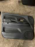 Türverkleidung vorne links TOYOTA LAND CRUISER 90 (_J9_) 3.0 TD (KZJ90_, KZJ95_) 6777860050