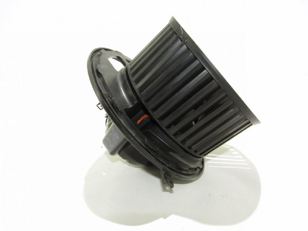 Heizgebläsemotor BMW X3 (F25) sDrive 20 i nėra kodo Bild Heizgebläsemotor BMW X3 (F25) sDrive 20 i nėra kodo