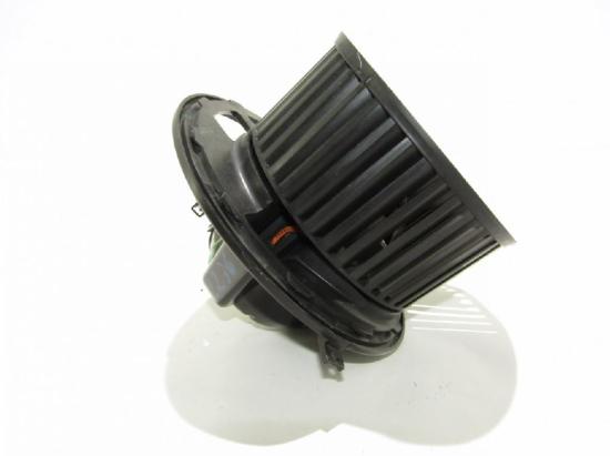 Heizgebläsemotor BMW X3 (F25) sDrive 20 i nėra kodo Bild Heizgebläsemotor BMW X3 (F25) sDrive 20 i nėra kodo