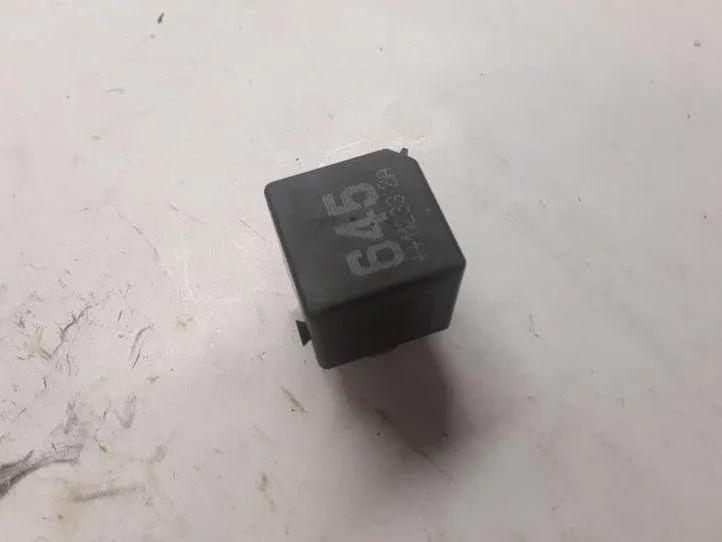 Relais AUDI A8 D3 (4E2, 4E8) 4.0 TDI quattro 4H0951253A