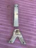 Halter für Pralldämpfer Mercedes-Benz E-Klasse (W213) A2136200400