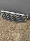 Kühlergrill oben Mercedes-Benz E-Klasse (W210) 2108800583
