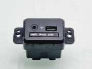 Zusätzliche Music Player-Anschlüsse KIA SORENTO I (JC) 2.5 CRDi 961202P000