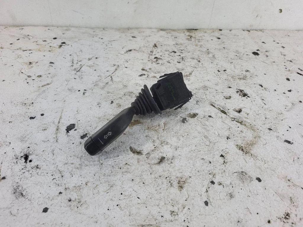 Relais für die Warnblinkanlage OPEL MERIVA 1.7 DTI 09185414
