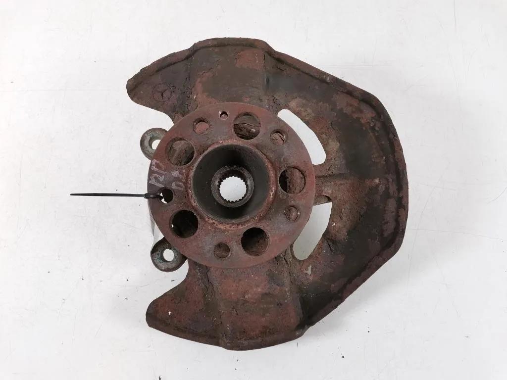 Radnaben vorne rechts MERCEDES-BENZ A (W169) A 180 CDI (169.007, 169.307) A1693300820 A1693300620