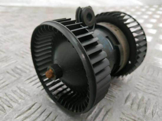 Heizgebläsemotor AUDI A8 D4 (4H_) 3.0 TDI quattro 4H0820021 Bild Heizgebläsemotor AUDI A8 D4 (4H_) 3.0 TDI quattro 4H0820021