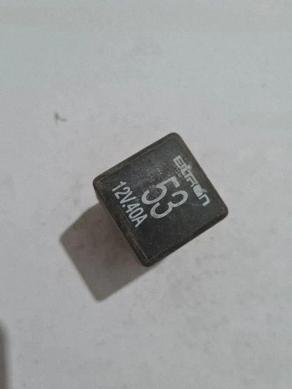 Relais VW PASSAT B3/B4 (3A2, 35I) 2.8 VR6 141951253A