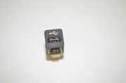 USB BMW 5 (G30) 520 i 84109229294 9229294