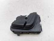 Bedientasten des rechten Sitzes MERCEDES-BENZ C T-Model (S204) C 180 CDI (204.200) A2048709010