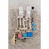 Sicherungskasten TOYOTA YARIS (_P1_) 1.0 (SCP10_) 71182022 8273052321