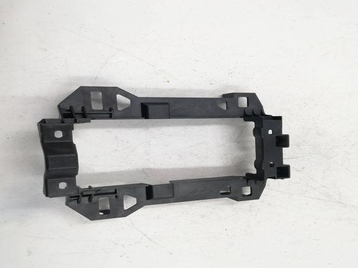 Mittelkonsole Unterbau Audi Q7 (4L) 4L0863531A