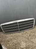 Kühlergrill oben Mercedes-Benz E-Klasse (W210) 2108800583