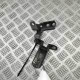 Scharniersatz für die vordere linke Tür MITSUBISHI L 200 / TRITON (KJ_, KK_, KL_) 2.4 DI-D 4WD 5702A161