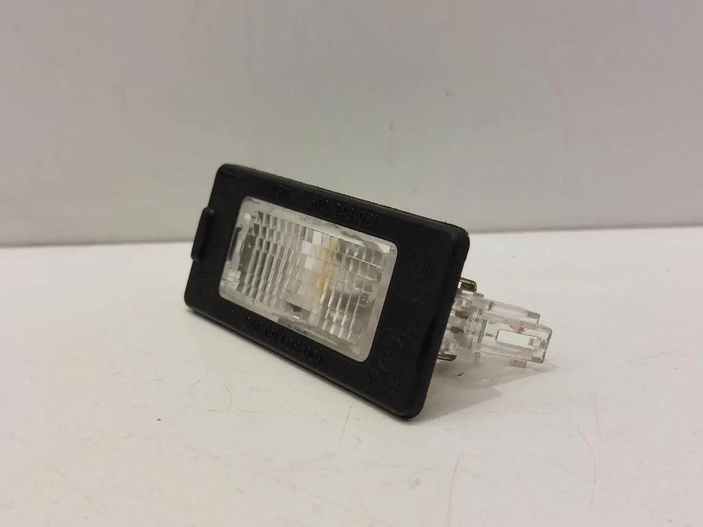 Kennzeichenleuchte VW Passat B6 CC (357) 5N0943021