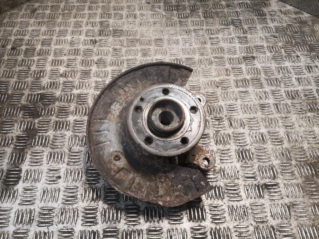 Achsschenkel (ABS) links vorne Mercedes-Benz Viano (W639) 6393300632