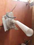 Fensterwaschtank TOYOTA COROLLA Verso (ZER_, ZZE12_, R1_) 2.2 D-4D (AUR10_) E11001193