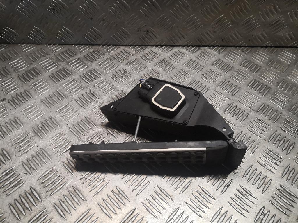 Fahrpedal Mercedes-Benz E-Klasse Cabriolet (A207) 2043000204