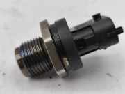 Kraftstoffdrucksensor VOLVO V70 II (SW) 2.4 D5 0281002952