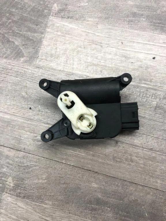 Regelventile für Innenraumheizung VW PASSAT Variant B7 (365) 2.0 TDI 4motion 3C1907511