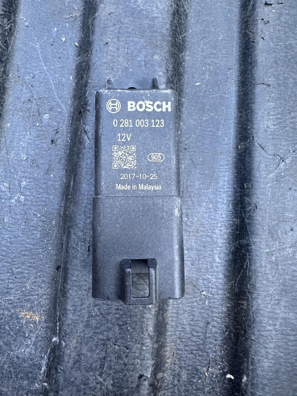 Zündkerzenrelais LAND ROVER DISCOVERY V (L462) 3.0 D 4x4 PA66GF35 FX23189E2AC