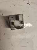 Relais AUDI A4 Avant (8ED, B7) 2.7 TDi PA66GF25