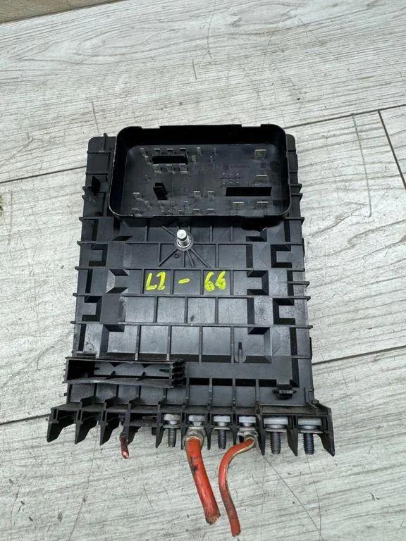 Sicherungskasten VW TOURAN (1T1, 1T2) 1.6 1K0937125D