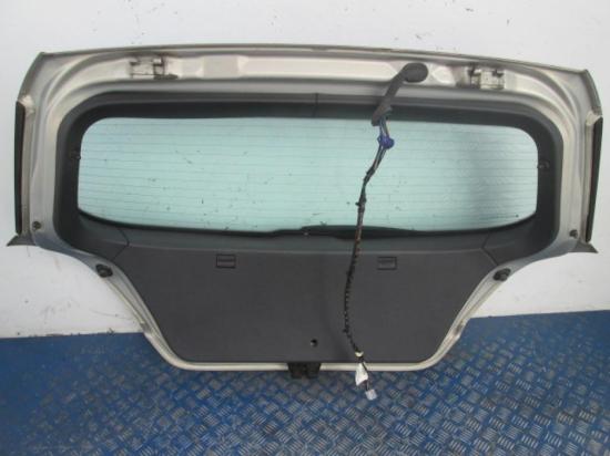 Heckklappe geschlossen Opel Astra H Kasten () Bild Heckklappe geschlossen Opel Astra H Kasten ()