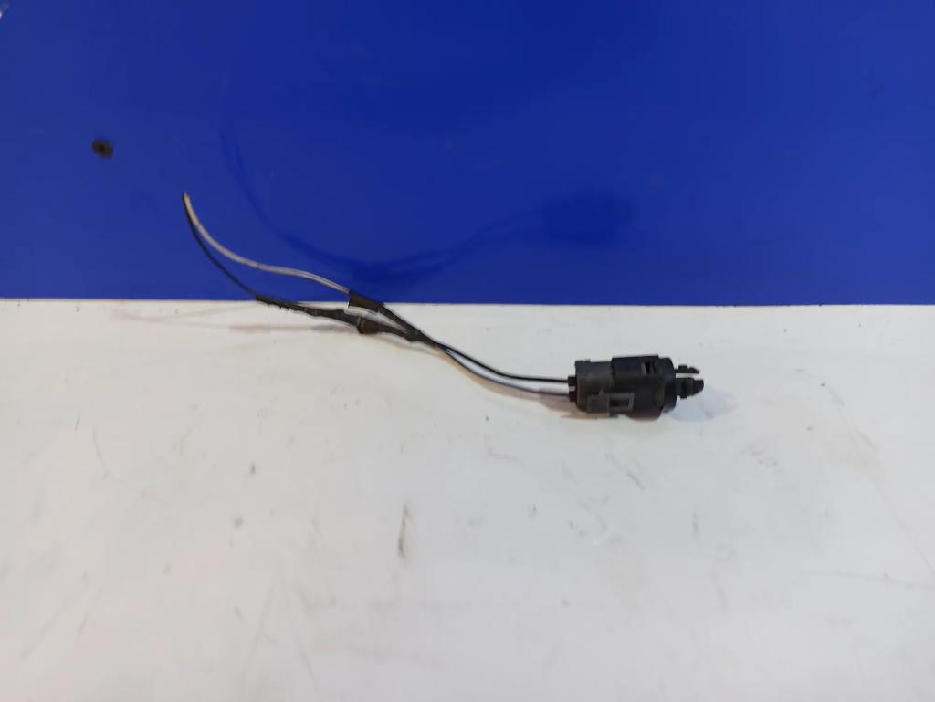Temperatursensor SAAB 9000 Hatchback 3.0 -24 V6 CS/CSE 1307048 Bild Temperatursensor SAAB 9000 Hatchback 3.0 -24 V6 CS/CSE 1307048