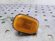 Kotflügelblinker vorne links TOYOTA RAV 4 II (_A2_) 2.0 D-4D 4WD (CLA20_, CLA21_) E13013047