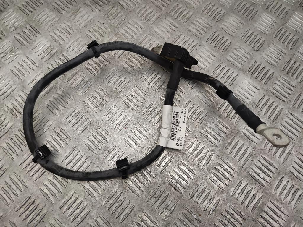 Batterieminuskabel AUDI A8 D4 (4H_) 3.0 TDI quattro 4H0915181F Bild Batterieminuskabel AUDI A8 D4 (4H_) 3.0 TDI quattro 4H0915181F