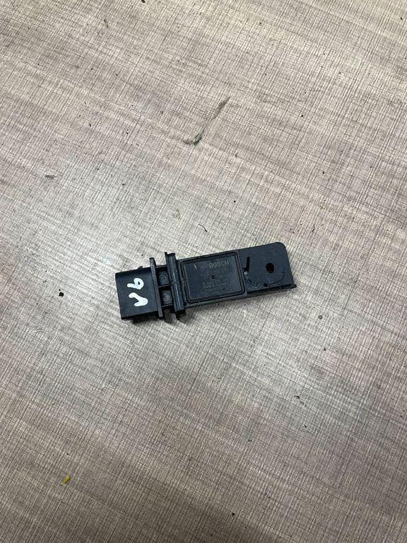 Luftmassenmesser MERCEDES-BENZ E (W211) E 320 (211.065) 0281002695