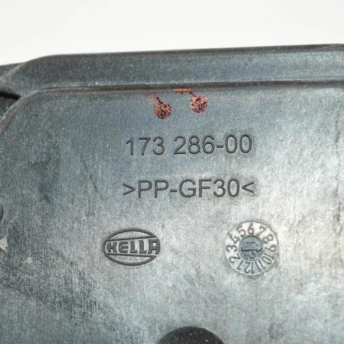 Scheinwerferabdeckung AUDI A8 D4 (4H_) 3.0 TFSI quattro 173 286-00 Bild Scheinwerferabdeckung AUDI A8 D4 (4H_) 3.0 TFSI quattro 173 286-00