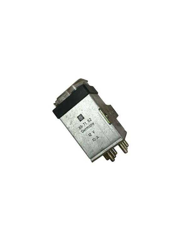 Relais MERCEDES-BENZ E (W124) E 300 D (124.131) 301531