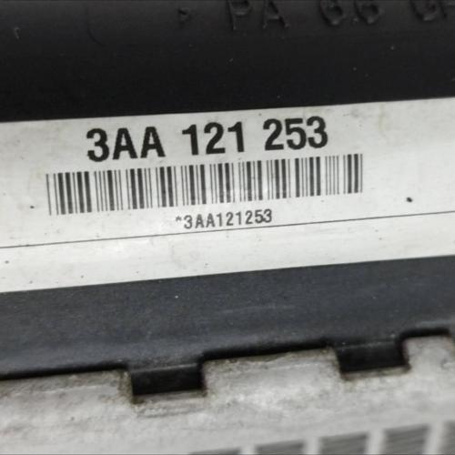 Kühler VW Passat B7 (362) 3AA121253 Bild Kühler VW Passat B7 (362) 3AA121253