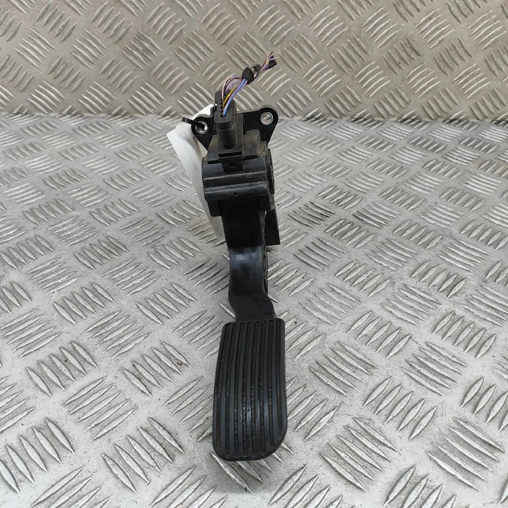 Gaspedal MERCEDES-BENZ VITO Tourer (W447) 114 CDI / 114 BlueTEC (447.701, 447.703, 447.705) A9073010200